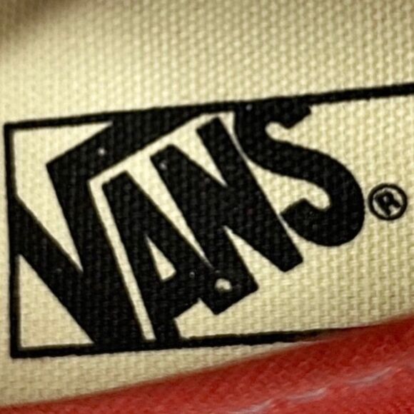 Vans Authentic Women’s Hot Coral/True White Shoe Size 5 New - Picture 8 of 8